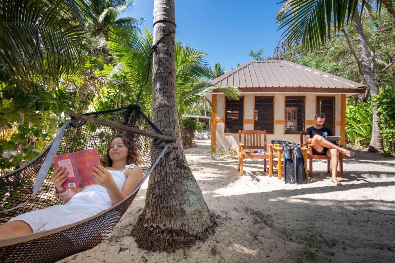 Barefoot Manta Island Resort Drawaqa Island Екстер'єр фото