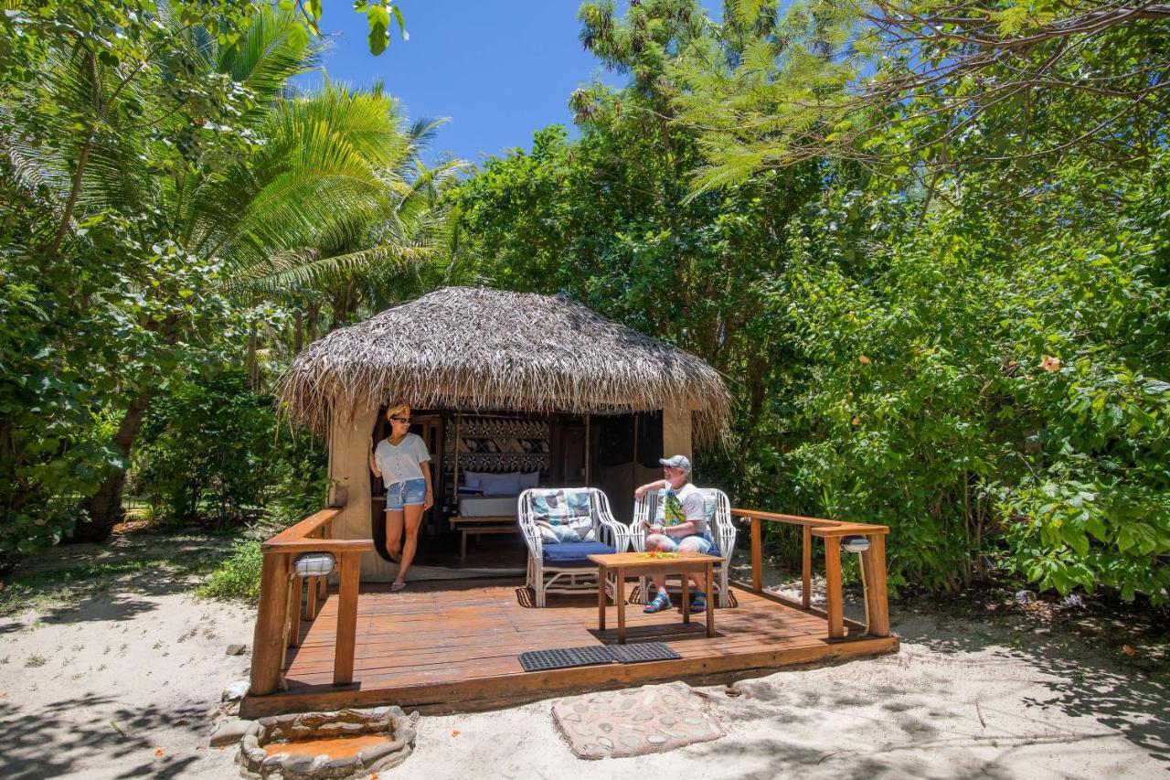Barefoot Manta Island Resort Drawaqa Island Екстер'єр фото